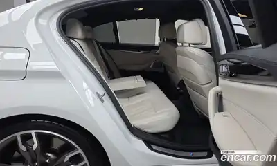 BMW 5-Series 2022 4.4 Автомат в Москве № 591692, миниатюра 12