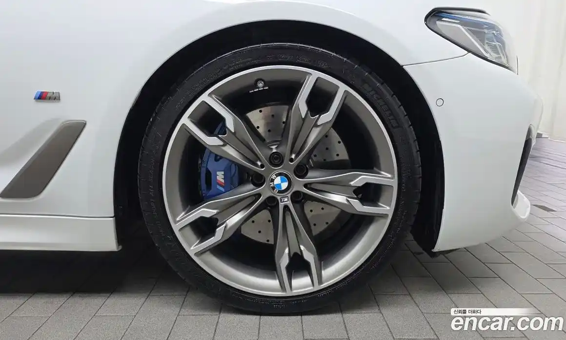 BMW 5-Series 2022 4.4 Автомат в Москве № 591692, фото 5