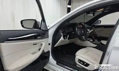 BMW 5-Series 2022 4.4 Автомат в Москве № 591692, миниатюра 10