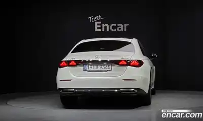 Mercedes-Benz E-Class 2024 3.0 Автомат в Москве № 591828, миниатюра 4