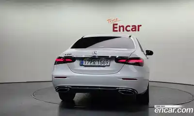 Mercedes-Benz E-Class 2021 2.0 Автомат в Москве № 591865, миниатюра 4