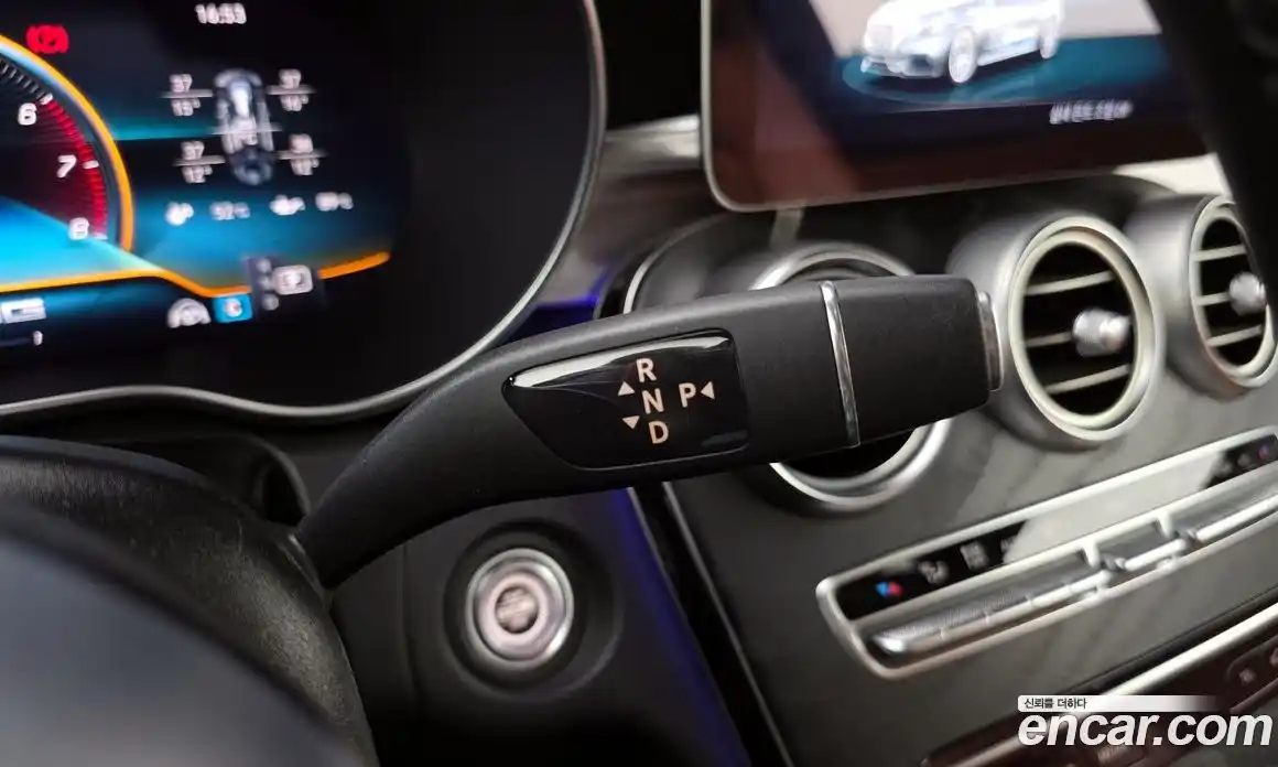 Mercedes-Benz C-Class 2021 2.0 Автомат в Москве № 592717, фото 9