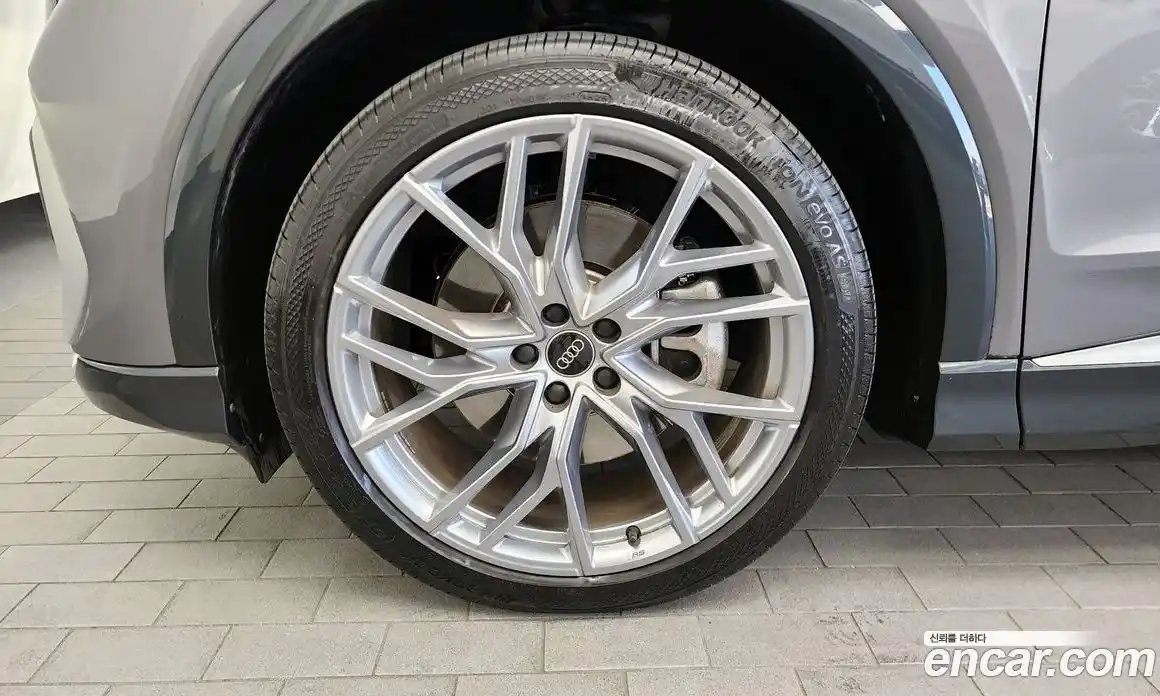 Audi Q4 e-tron 2025 0.2 Автомат в Москве № 592865, фото 4