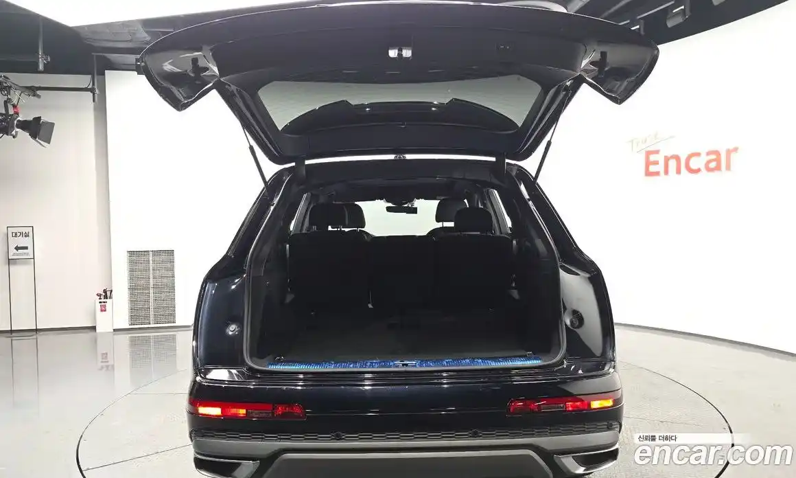 Audi Q7 2021 3.0 Автомат в Москве № 593056, фото 19