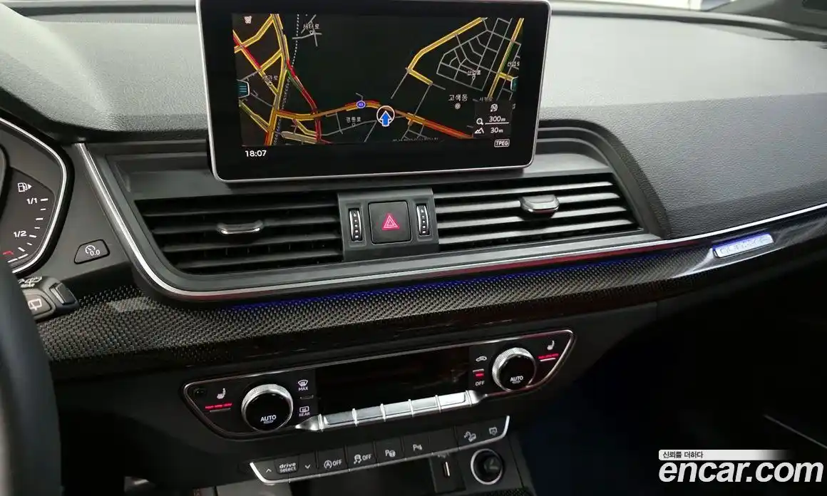 Audi SQ5 2020 3.0 Автомат в Москве № 593149, фото 14