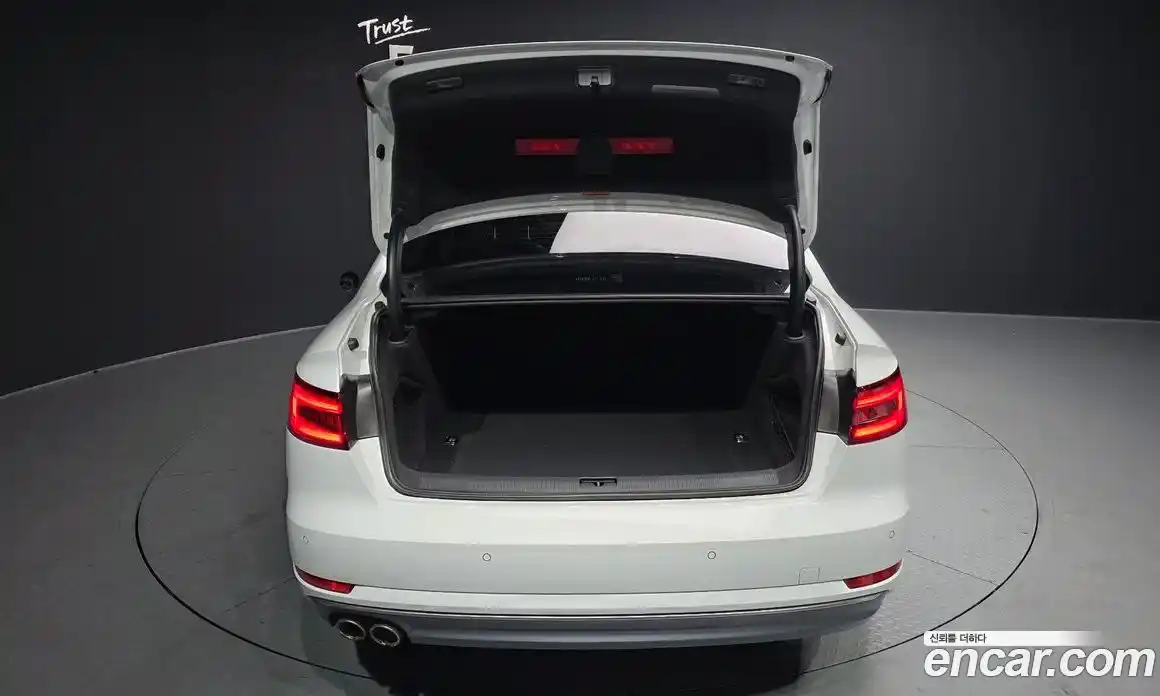 Audi A4 2018 2.0 Автомат в Москве № 593352, фото 20