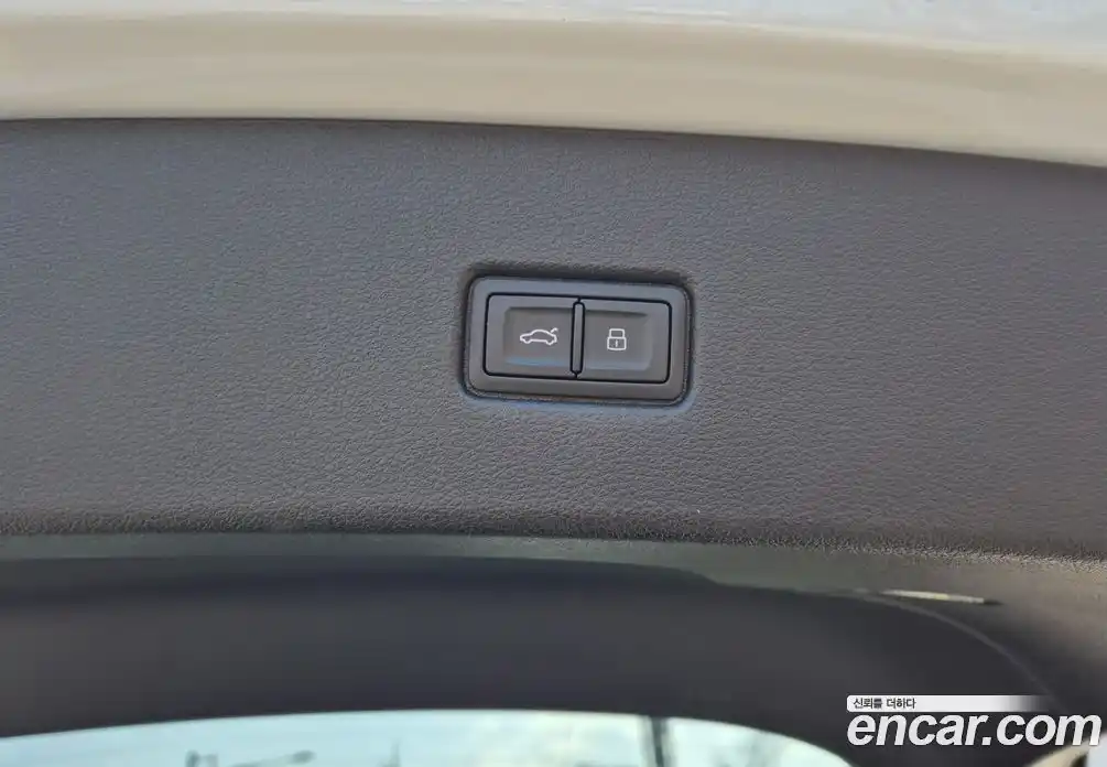 Audi Q5 2021 2.0 Автомат в Москве № 593430, фото 9