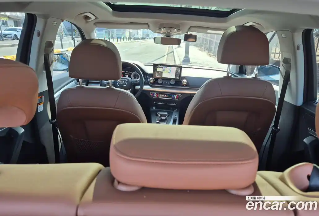 Audi Q5 2021 2.0 Автомат в Москве № 593430, фото 10