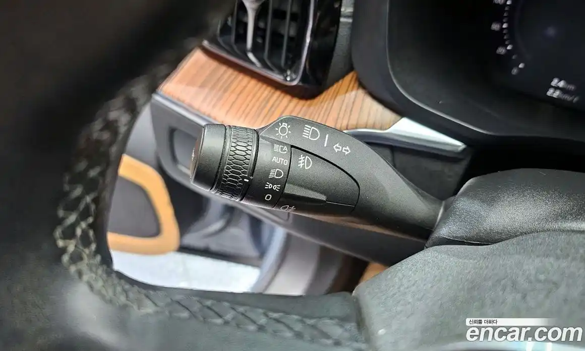 Volvo XC60 2023 2.0 Автомат в Москве № 593613, фото 17