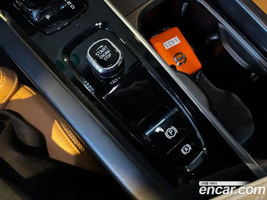 Volvo XC60 2022 2.0 Автомат в Москве № 593760, фото 13