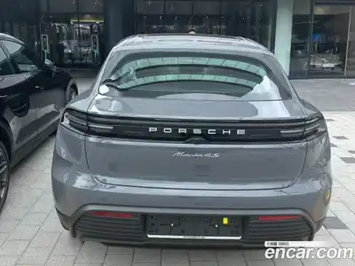Porsche Macan 2025 Автомат в Москве № 593974, миниатюра 2