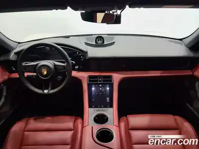 Porsche Taycan 2023 0.1 Автомат в Москве № 594403, миниатюра 9