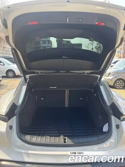 Porsche Taycan 2024 0.1 Автомат в Москве № 594409, фото 15