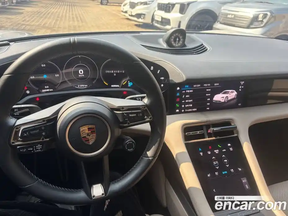 Porsche Taycan 2024 0.1 Автомат в Москве № 594409, фото 9