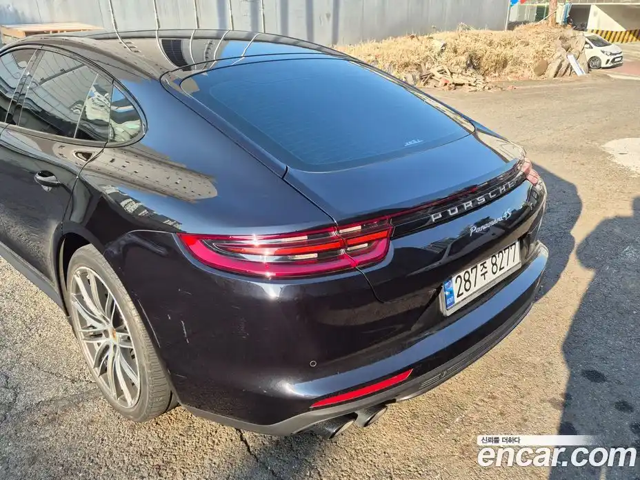Porsche Panamera 2018 2.9 Автомат в Москве № 594523, фото 6