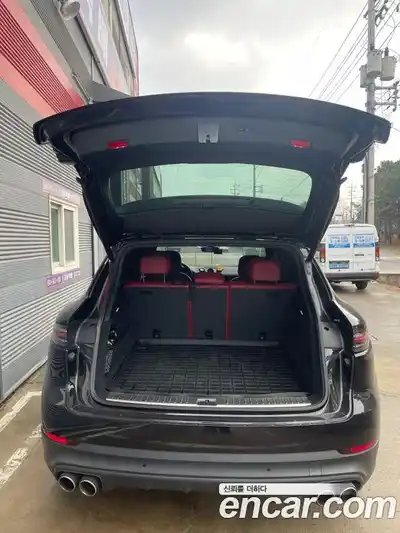 Porsche Cayenne 2019 3.0 Автомат в Москве № 594551, миниатюра 4