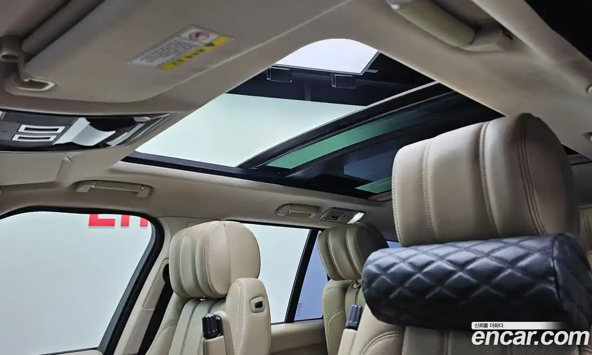 Land Rover Range-Rover 2016 4.4 Автомат в Москве № 594830, фото 19