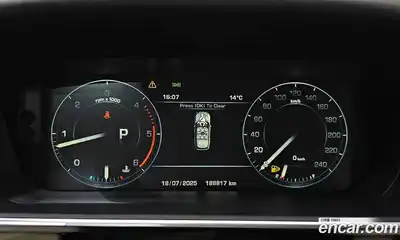 Land Rover Range-Rover 2016 4.4 Автомат в Москве № 594830, миниатюра 8