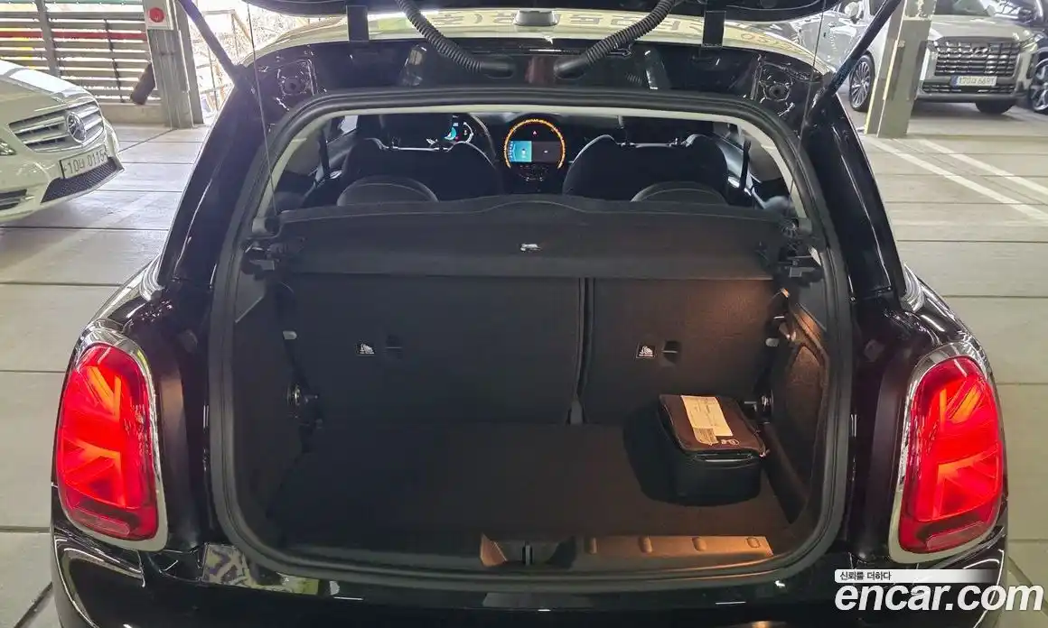 Mini Cooper 2022 Автомат в Москве № 595276, фото 13