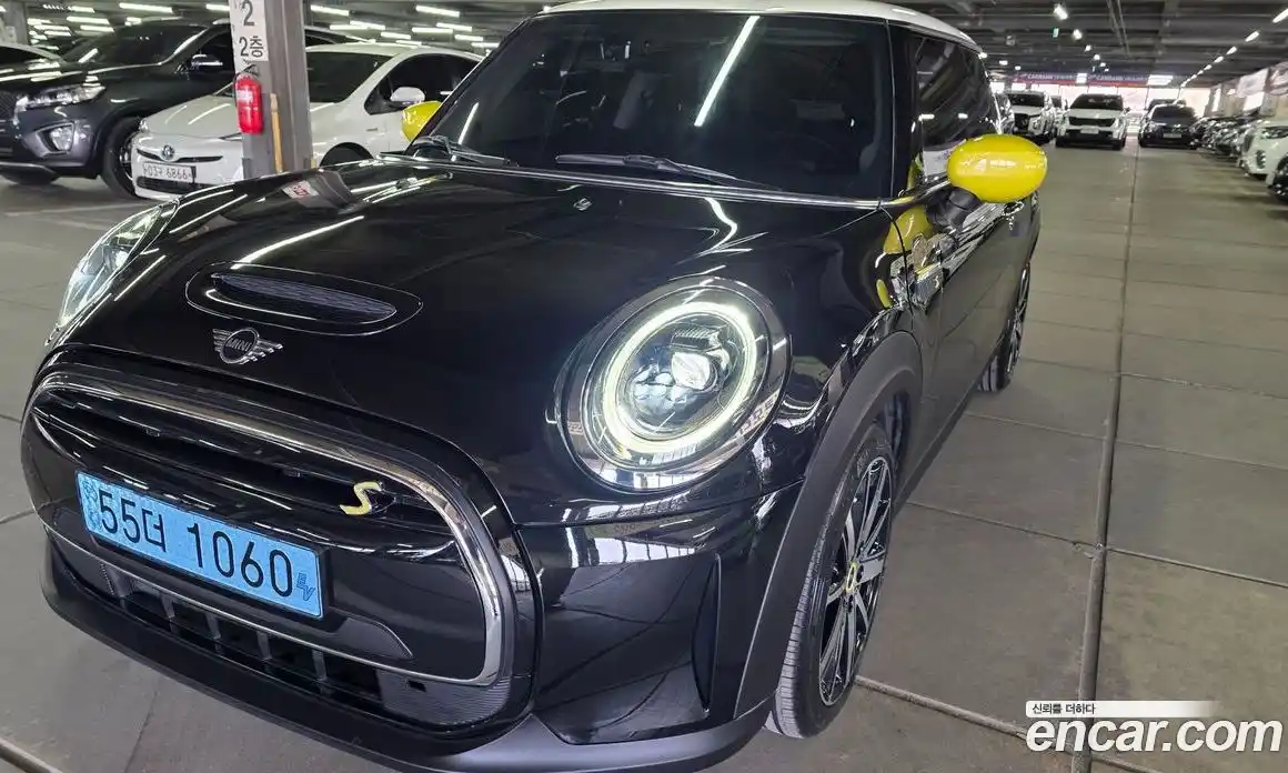 Mini Cooper 2022 Автомат в Москве № 595276, фото 19