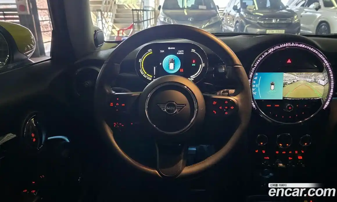 Mini Cooper 2022 Автомат в Москве № 595276, фото 8