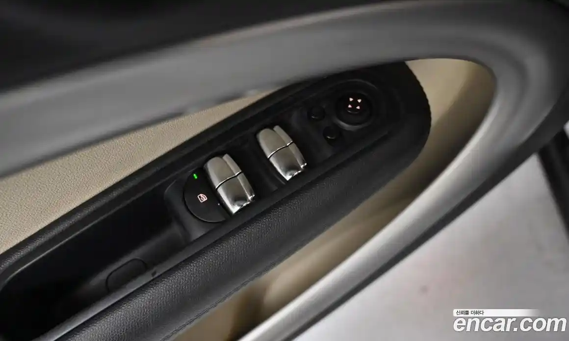 Mini Countryman 2015 2.0 Автомат в Москве № 595294, фото 16