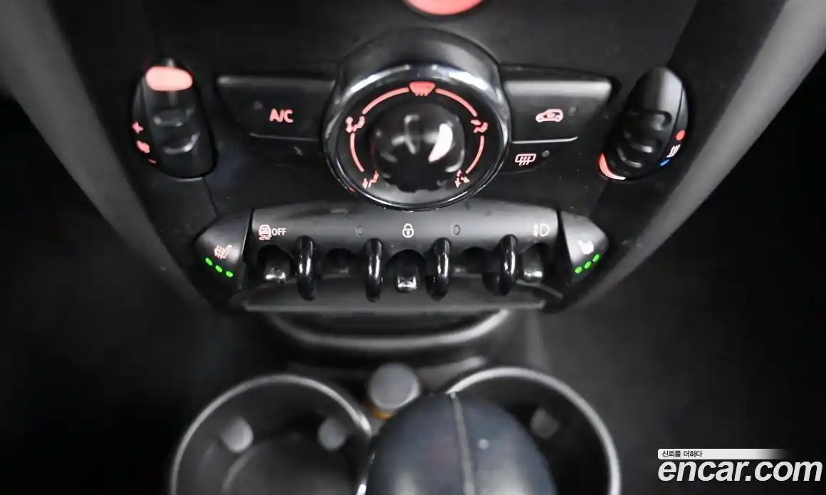 Mini Countryman 2015 2.0 Автомат в Москве № 595294, фото 17