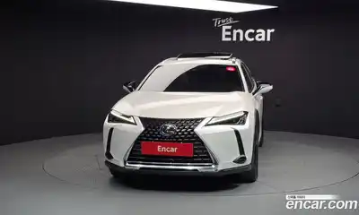 Lexus UX 2024 2.0 Автомат в Москве № 595515, миниатюра 3