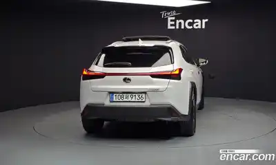 Lexus UX 2024 2.0 Автомат в Москве № 595515, миниатюра 4