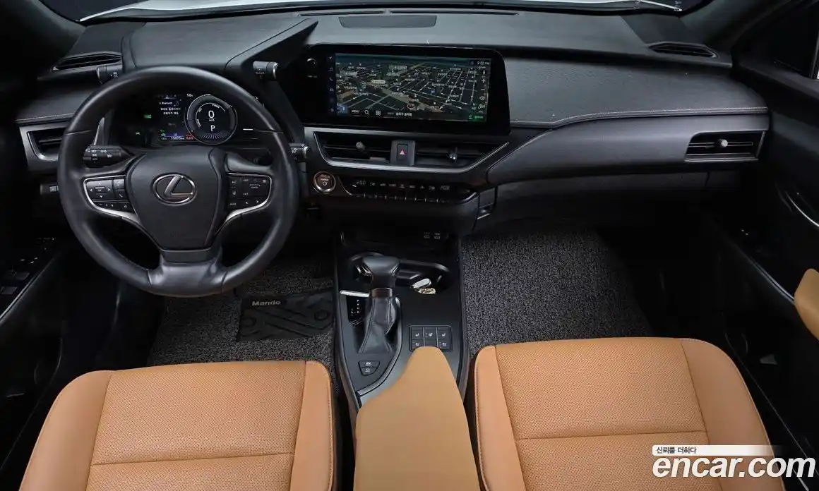 Lexus UX 2024 2.0 Автомат в Москве № 595515, фото 7
