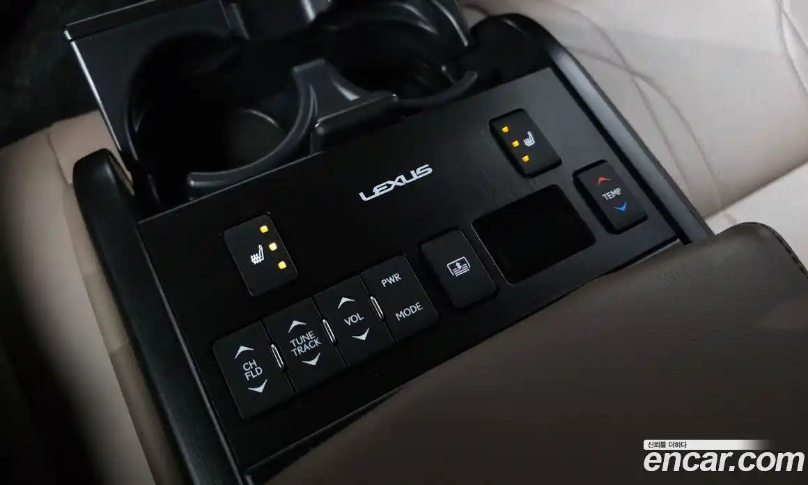 Lexus ES 2024 2.5 Автомат в Москве № 595525, фото 19