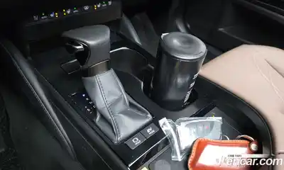 Lexus ES 2024 2.5 Автомат в Москве № 595525, миниатюра 9