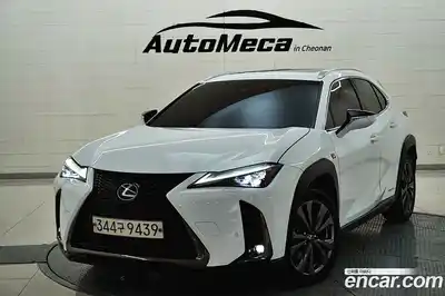 Lexus UX 2021 2.0 Автомат в Москве № 595584, миниатюра 2