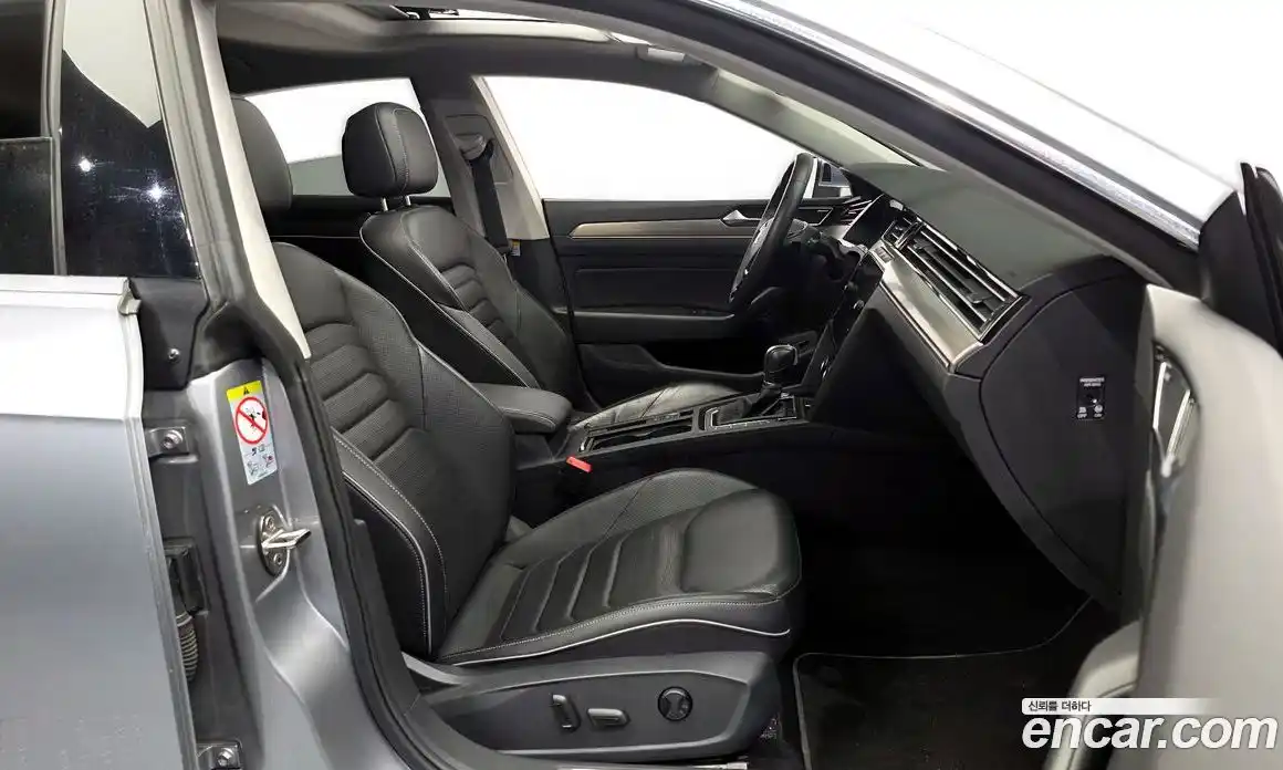 Volkswagen Arteon 2019 2.0 Автомат в Москве № 595625, фото 11