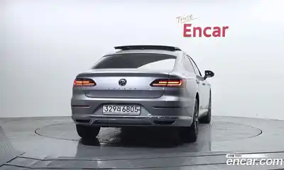 Volkswagen Arteon 2019 2.0 Автомат в Москве № 595625, миниатюра 4