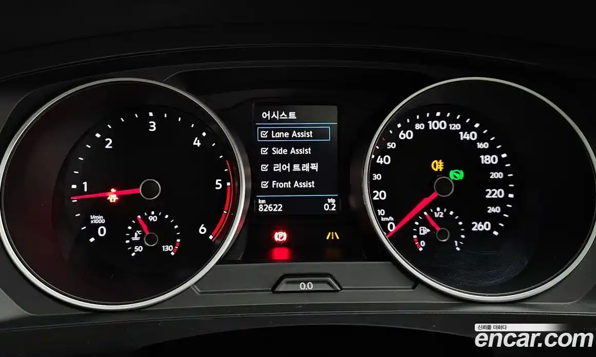 Volkswagen Tiguan 2018 2.0 Автомат в Москве № 595634, фото 8