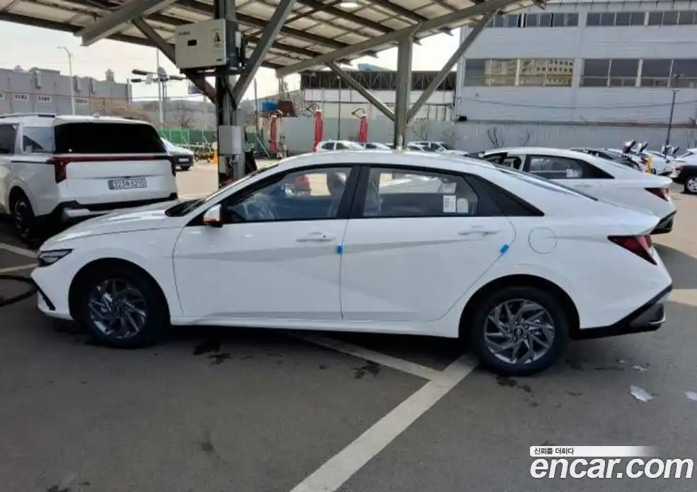 Hyundai Avante 2026 1.6 Автомат в Москве № 607408, фото 5