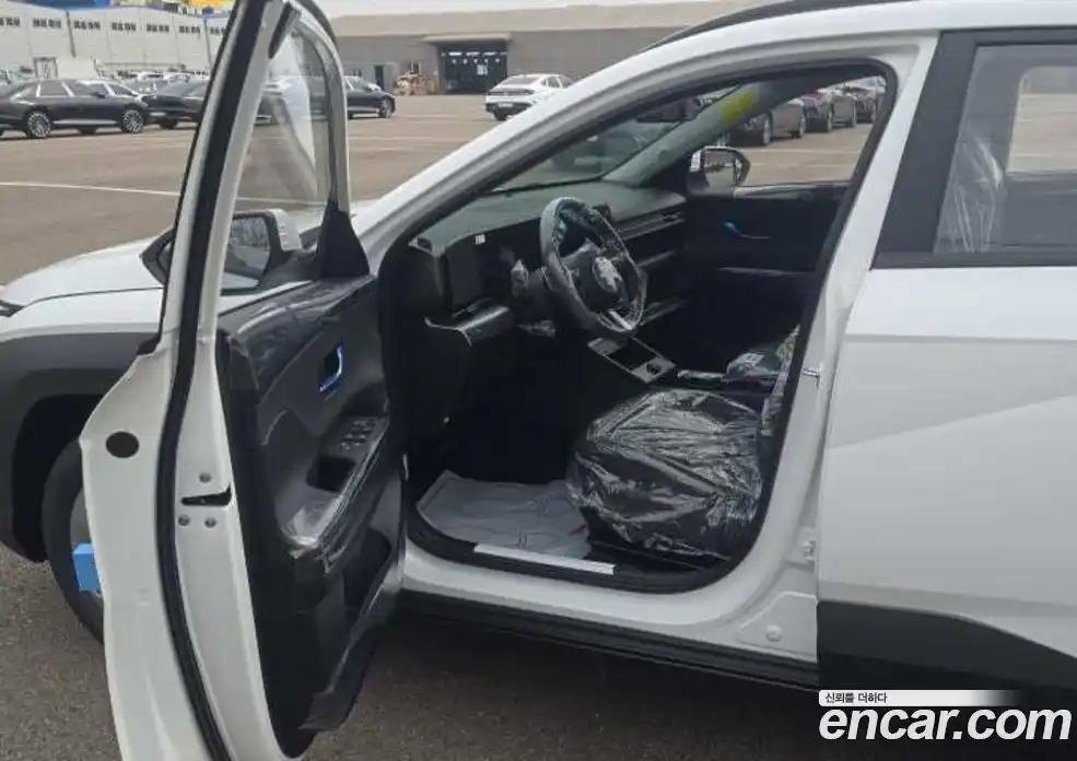 Hyundai Kona 2026 1.6 Автомат в Москве № 607409, фото 4