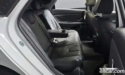 Hyundai Avante 2025 1.6 Автомат в Москве № 607929, миниатюра 12