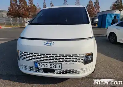 Hyundai Staria, 2023