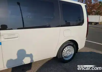 Hyundai Staria 2023 2.2 Автомат в Москве № 607956, миниатюра 8