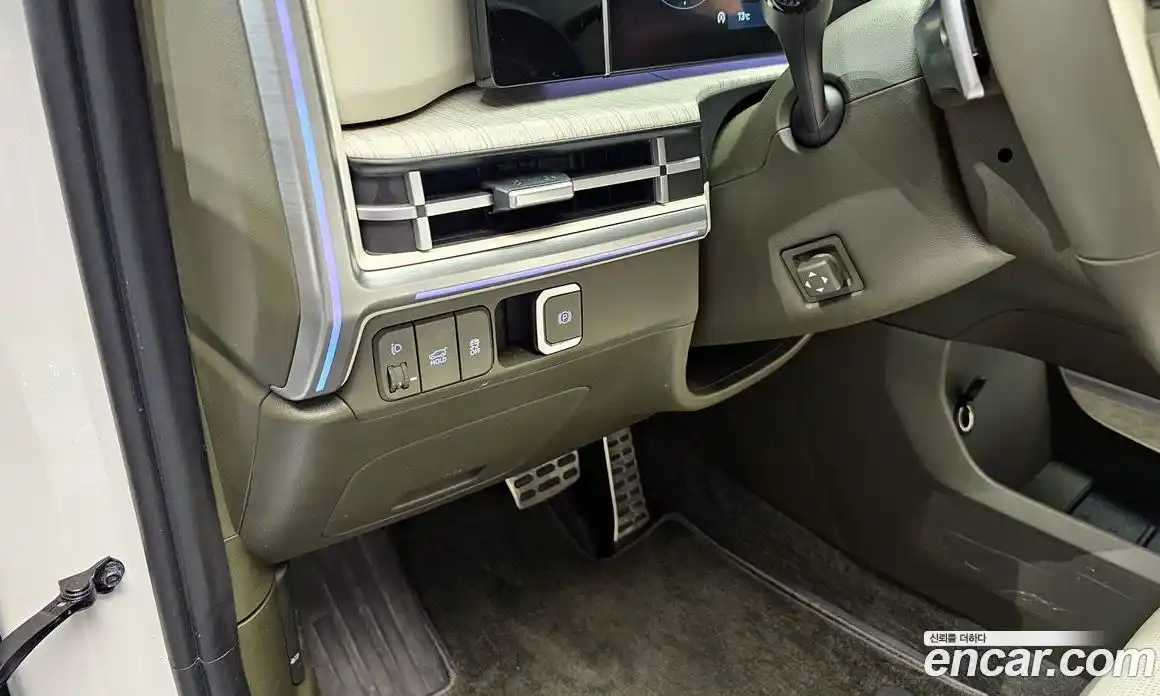 Hyundai Santa Fe 2024 2.5 Автомат в Москве № 608559, фото 14