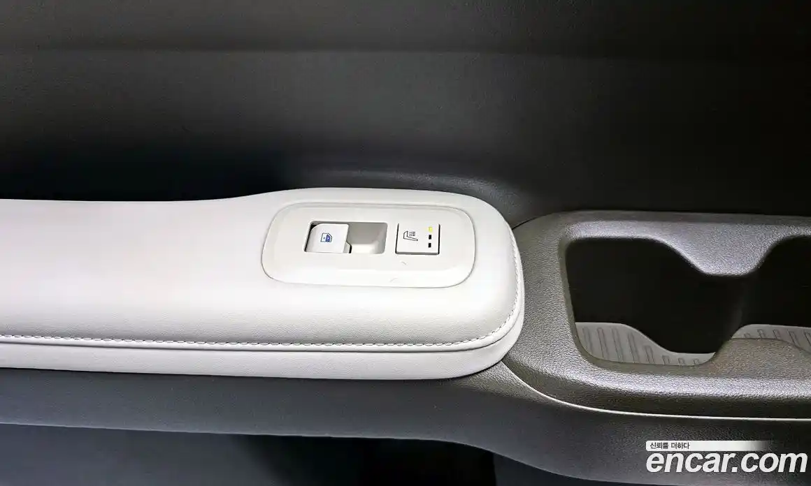 Hyundai Santa Fe 2024 2.5 Автомат в Москве № 608559, фото 17