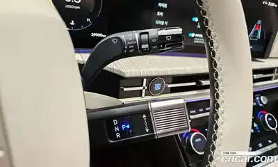 Hyundai Santa Fe 2024 2.5 Автомат в Москве № 608559, миниатюра 9