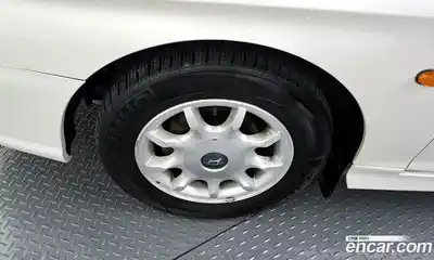 Hyundai Sonata 2000 2.0 Автомат в Москве № 608732, миниатюра 5