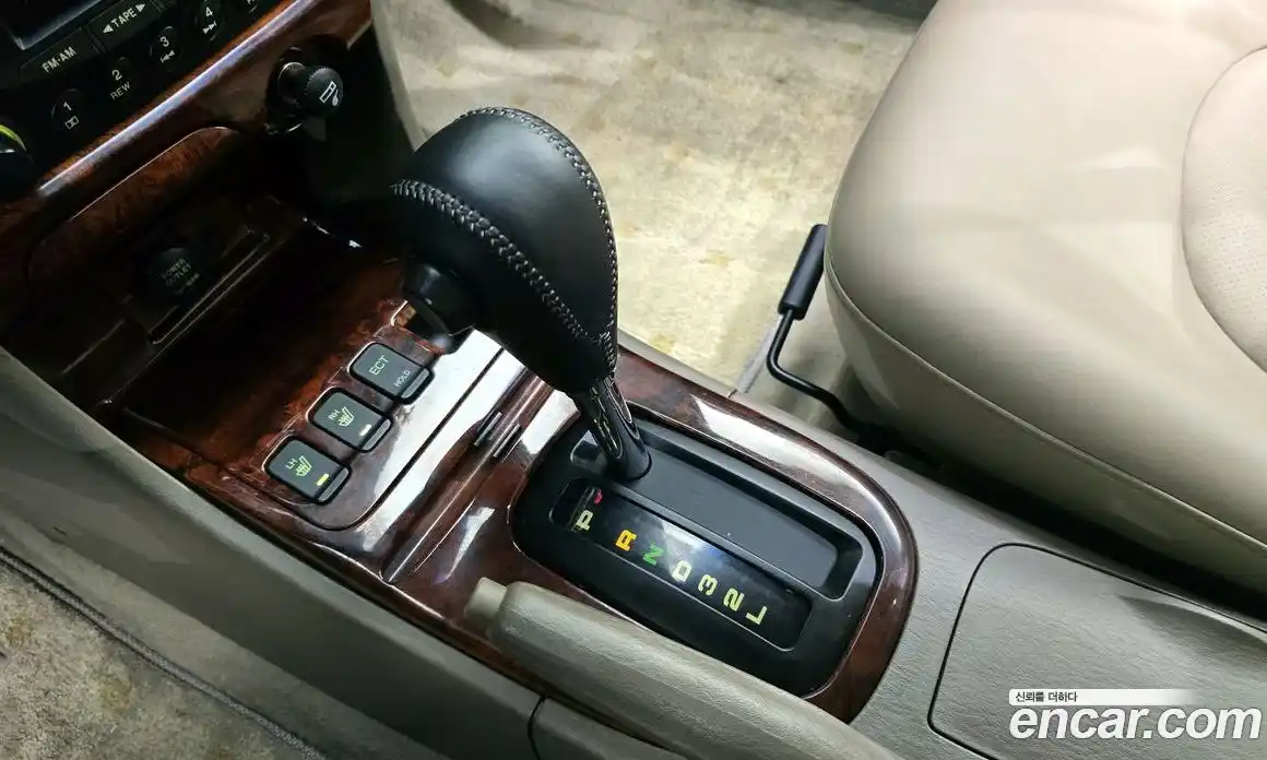 Hyundai Sonata 2000 2.0 Автомат в Москве № 608732, фото 9