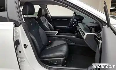 Hyundai Grandeur 2024 2.5 Автомат в Москве № 608802, миниатюра 10