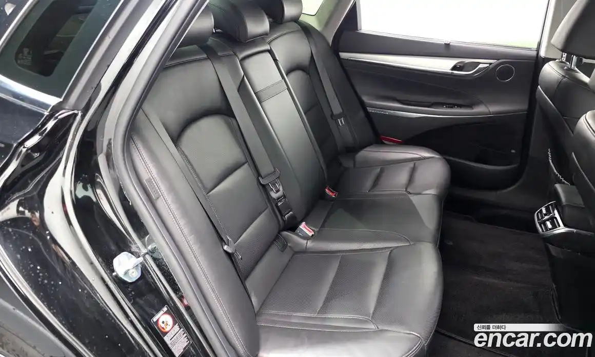 Hyundai Grandeur 2023 2.4 Автомат в Москве № 608841, фото 12