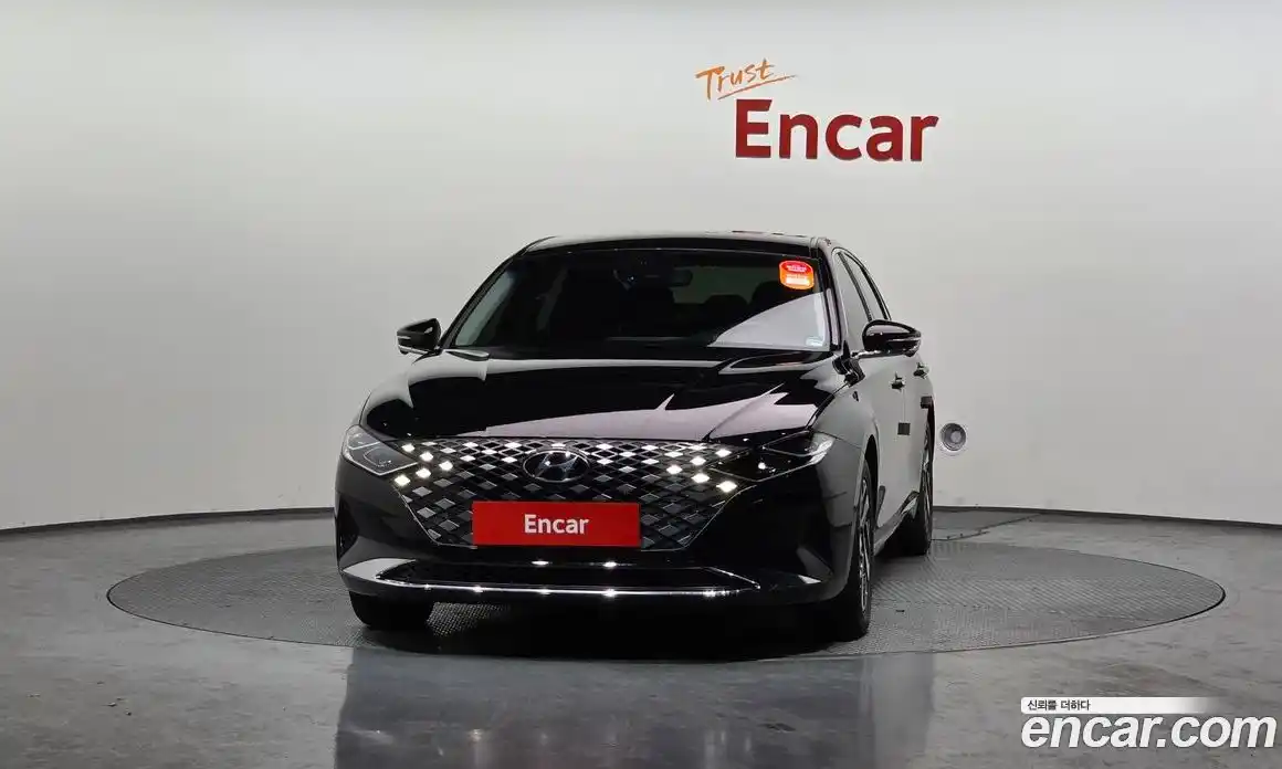 Hyundai Grandeur 2023 2.4 Автомат в Москве № 608841, фото 3