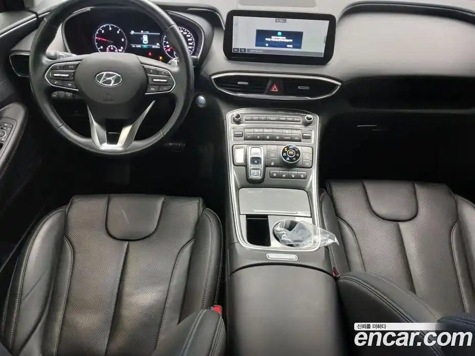 Hyundai Santa Fe 2022 2.2 Автомат в Москве № 608852, фото 15